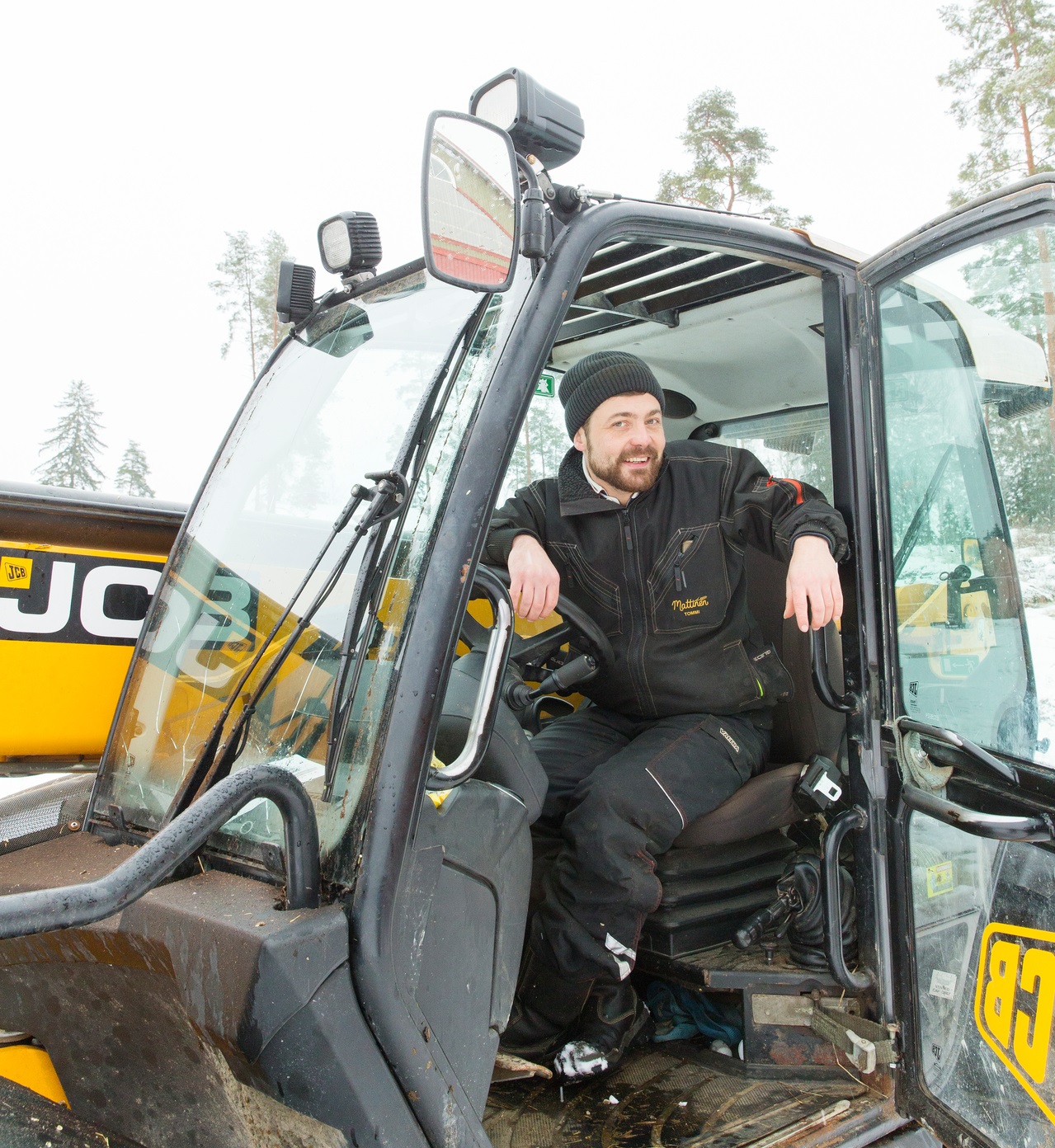 Tommi Hasu odottaa jo malttamattomana kylvöille pääsyä. Tässä vaiheessa kaikki näyttää hyvältä, ja ensi kaudelle on luvassa paljon kiinnostavia lannoite- ja lajikekokeiluja. 